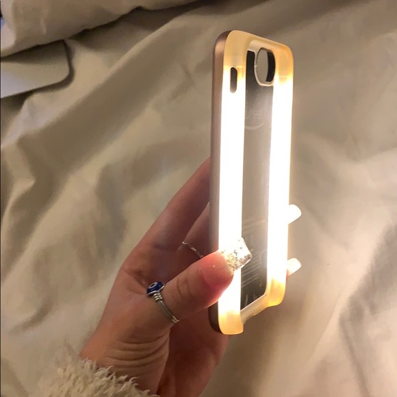 LuMee light up iPhone case - Picture 1 of 7